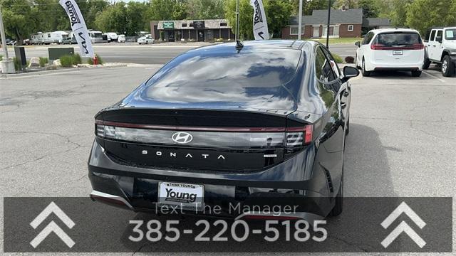 Photo of 2024 Onyx Black Hyundai SONATA