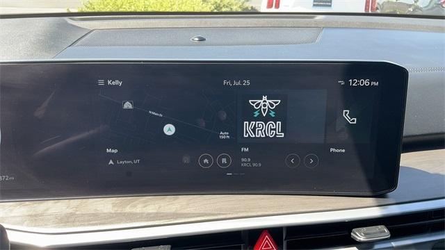 Photo of 2025 Ebony Black Kia Sorento