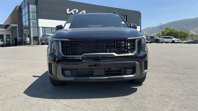 Photo of 2025 Ebony Black Kia Sorento