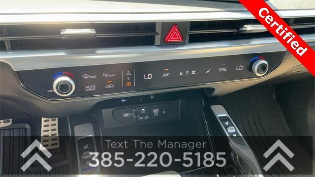 Photo of 2024 Jungle Green Kia Sorento