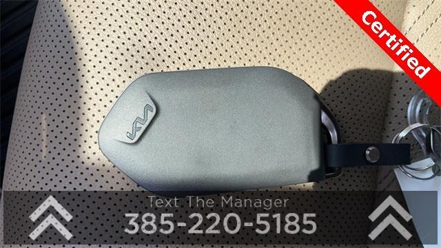 Photo of 2024 Jungle Green Kia Sorento