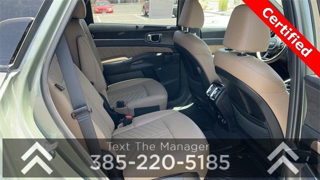 Photo of 2024 Jungle Green Kia Sorento