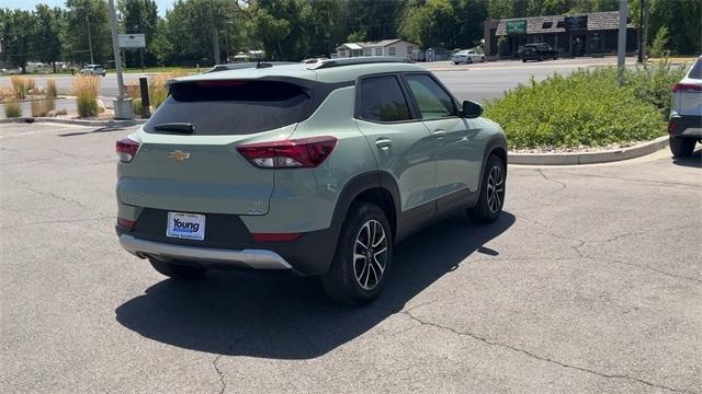 Photo of 2025 Green Chevrolet Trailblazer