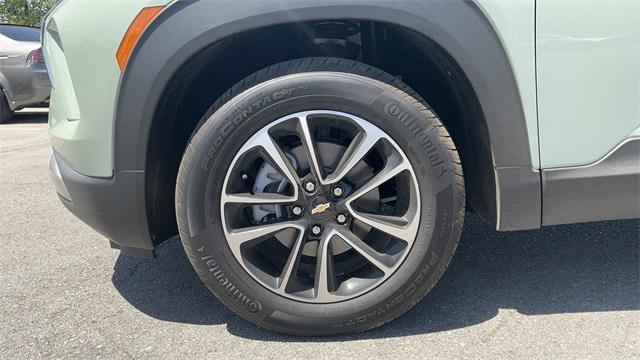 Photo of 2025 Green Chevrolet Trailblazer