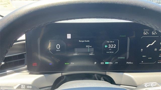 Photo of 2024 Iceberg Green Kia EV9