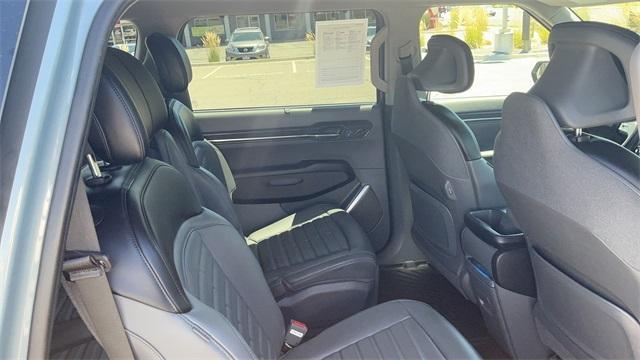 Photo of 2024 Iceberg Green Kia EV9