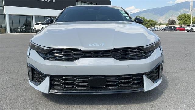 Photo of 2025 Wolf Gray Kia K5