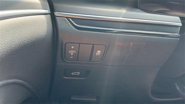 Photo of 2025 Wolf Gray Kia K5