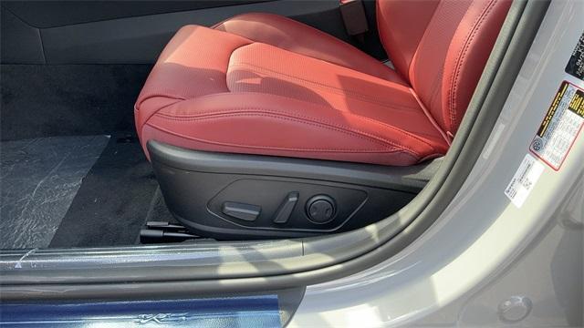 Photo of 2025 Wolf Gray Kia K5