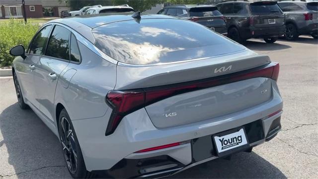 Photo of 2025 Wolf Gray Kia K5