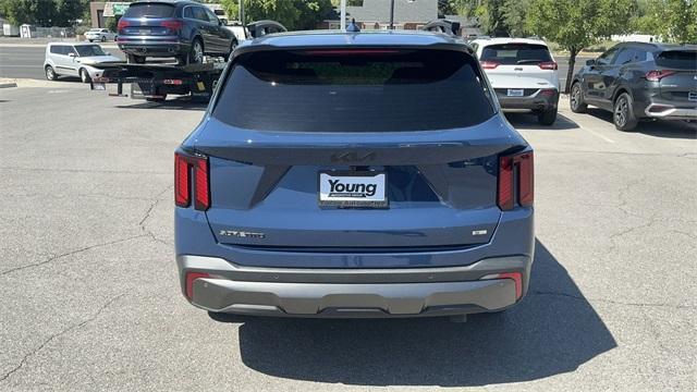 Photo of 2025 Midnight Black Kia Sorento