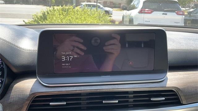 Photo of 2022 Glacial White Pearl Kia Telluride