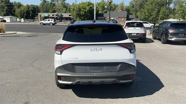 Photo of 2024 Glacier White Pearl Kia Sportage