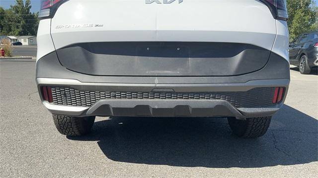 Photo of 2024 Glacier White Pearl Kia Sportage