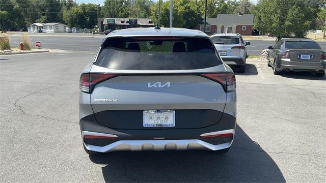 Photo of 2023 Steel Gray Kia Sportage