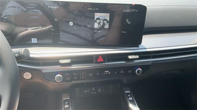 Photo of 2025 Metal Kia Sorento