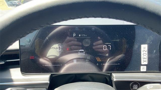 Photo of 2025 Wolf Gray Kia K5