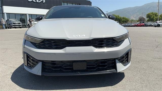 Photo of 2025 Wolf Gray Kia K5