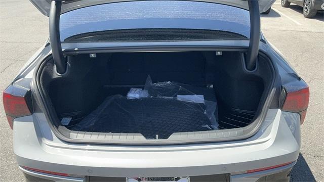 Photo of 2025 Wolf Gray Kia K5