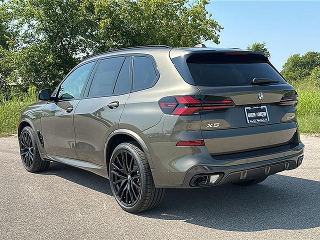 Photo of 2026 Manhattan Green Metallic BMW X5