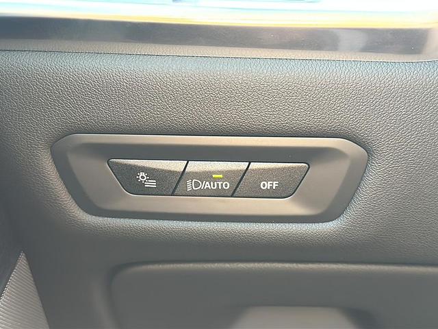 Photo of 2026 Manhattan Green Metallic BMW X5
