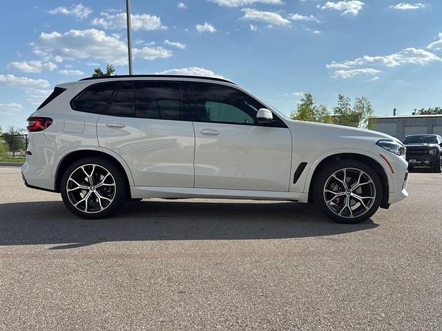 Photo of 2021 Alpine White BMW X5