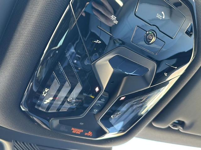 Photo of 2025 Blue BMW 530