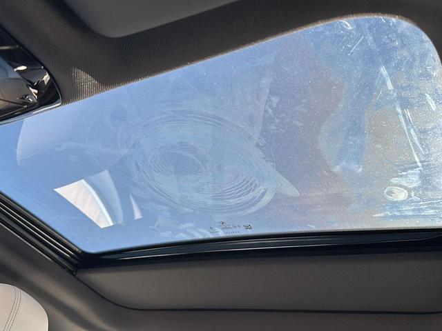 Photo of 2025 Blue BMW 530