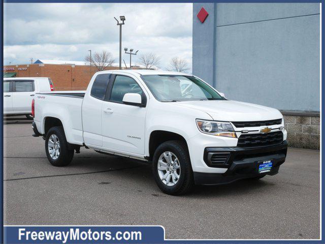 Photo of 2022 Summit White Chevrolet Colorado