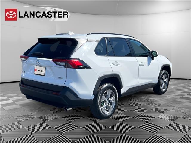 Photo of 2024 Ice Cap Toyota RAV4