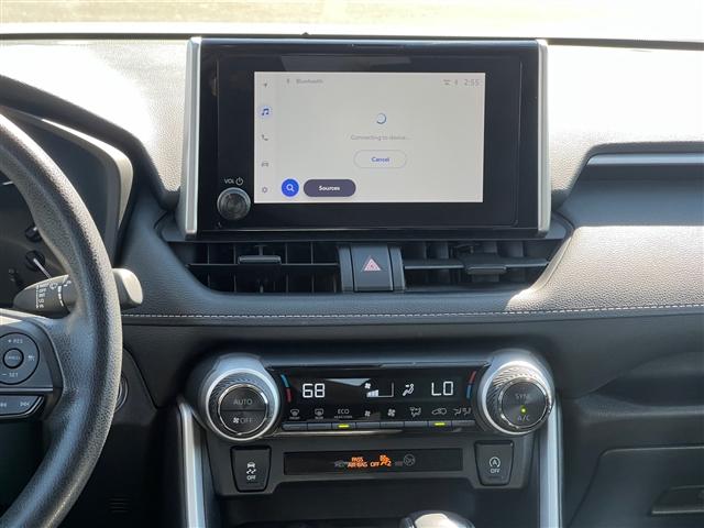Photo of 2024 Ice Cap Toyota RAV4