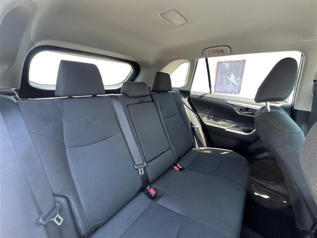 Photo of 2024 Ice Cap Toyota RAV4