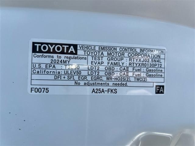 Photo of 2024 Ice Cap Toyota RAV4