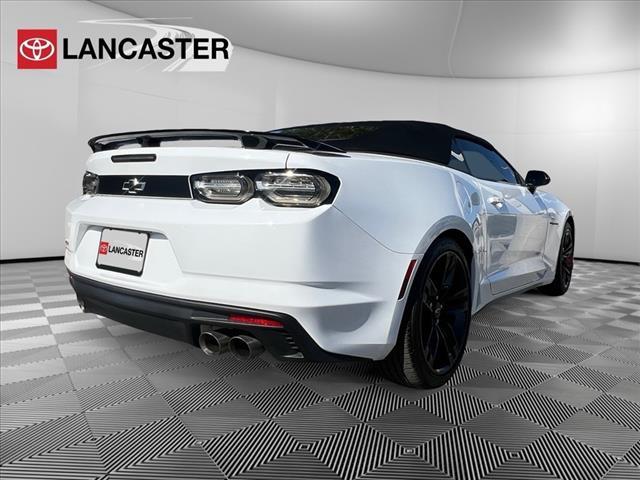 Photo of 2023 Summit White Chevrolet Camaro