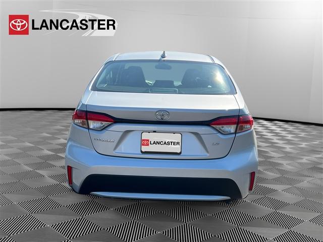 Photo of 2021 Classic Silver Metallic Toyota Corolla