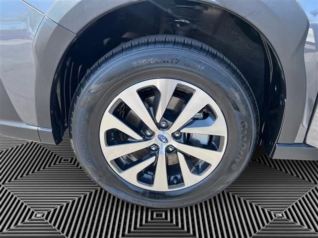 Photo of 2024 Magnetite Gray Metallic Subaru Outback