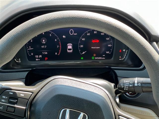 Photo of 2023 Platinum White Pearl Honda Accord