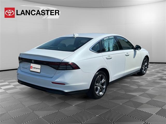 Photo of 2023 Platinum White Pearl Honda Accord