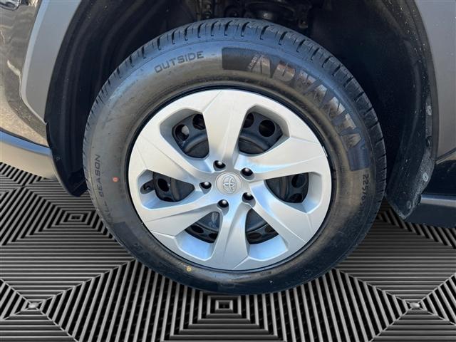 Photo of 2021 Midnight Black Metallic Toyota RAV4