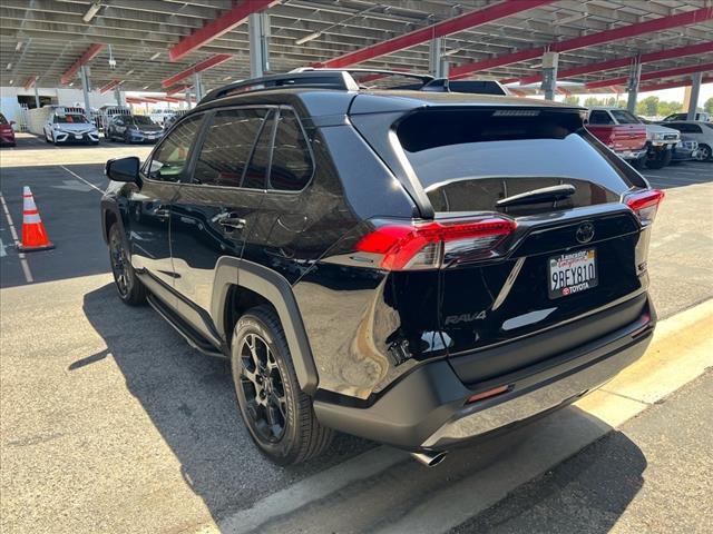 Photo of 2022 Midnight Black Metallic Toyota RAV4