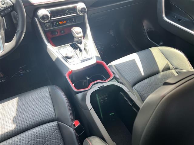 Photo of 2022 Midnight Black Metallic Toyota RAV4