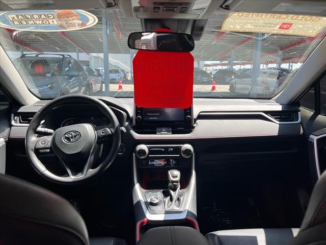 Photo of 2022 Midnight Black Metallic Toyota RAV4