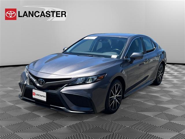 Photo of 2023 Gray Toyota Camry