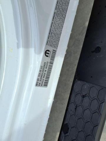 Photo of 2025 Bright White Clearcoat RAM 2500