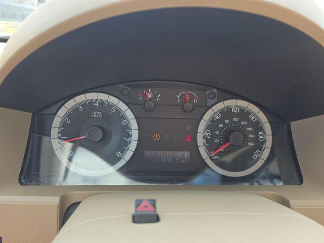 Photo of 2009 White Suede Clearcoat Ford Escape