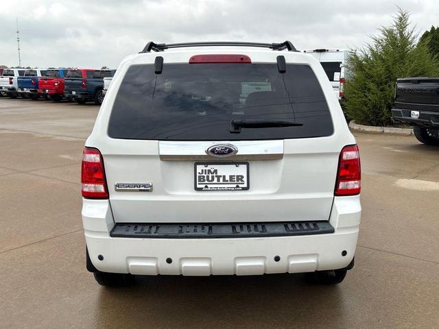 Photo of 2009 White Suede Clearcoat Ford Escape