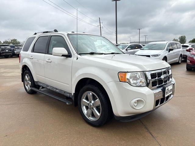 Photo of 2009 White Suede Clearcoat Ford Escape