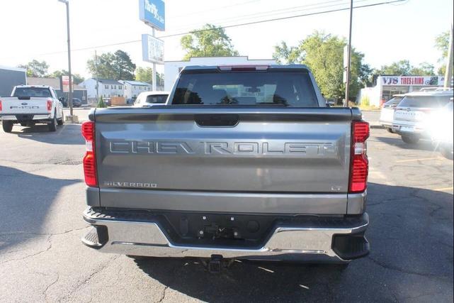 Photo of 2022 GRAY Chevrolet Silverado 1500