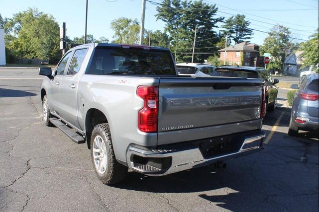 Photo of 2022 GRAY Chevrolet Silverado 1500