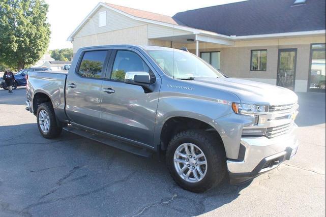 Photo of 2022 GRAY Chevrolet Silverado 1500